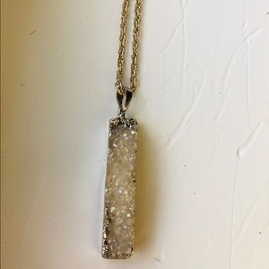 ⭐️Hand Made Quartz Stone Necklace⭐️